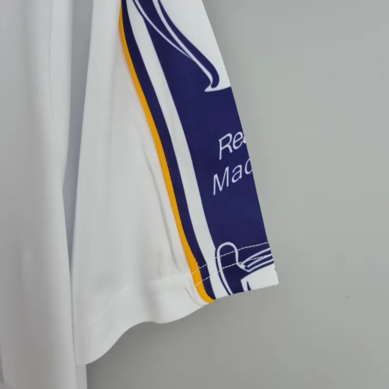 Camisola de futebol branca do Real Madrid Retro 7 Champions League Edição Comemorativa 97/98