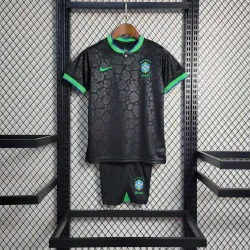 2022 World Cup Brazil Leopard Black Kids Kit - product photo 2022 World Cup Brazil Leopard Black Kids Kit front, vibrant team crest detail.