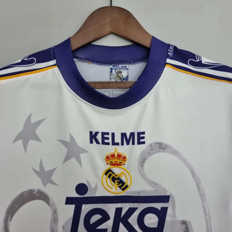 Camisola de futebol branca do Real Madrid Retro 7 Champions League Edição Comemorativa 97/98