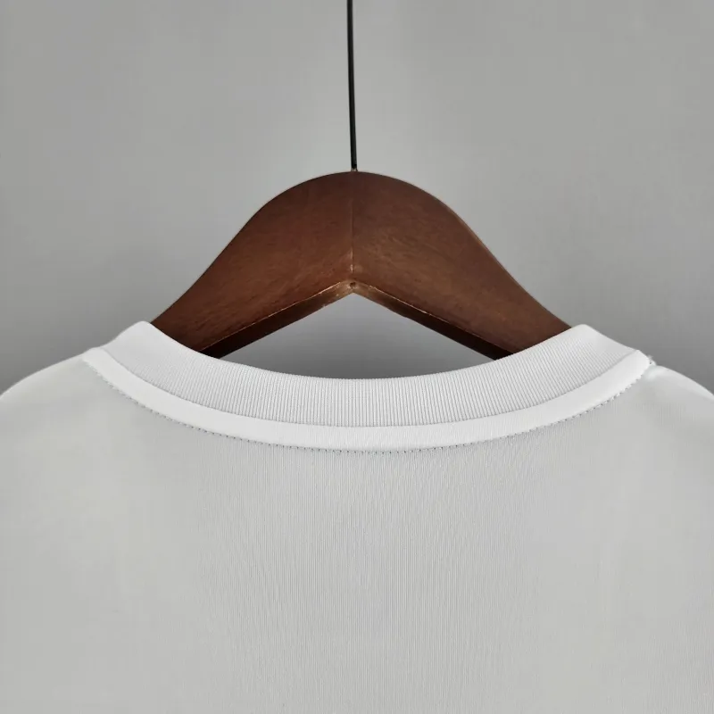 Maillot de football blanc rétro domicile du Real Madrid 2017-2018
