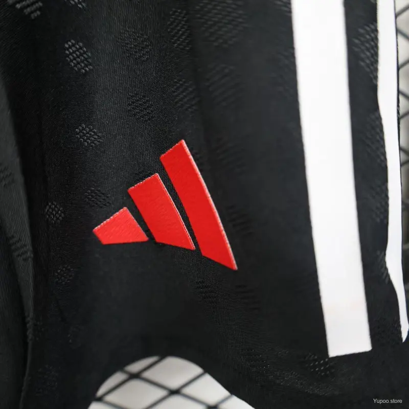 25/26 Liverpool Away Player Shorts