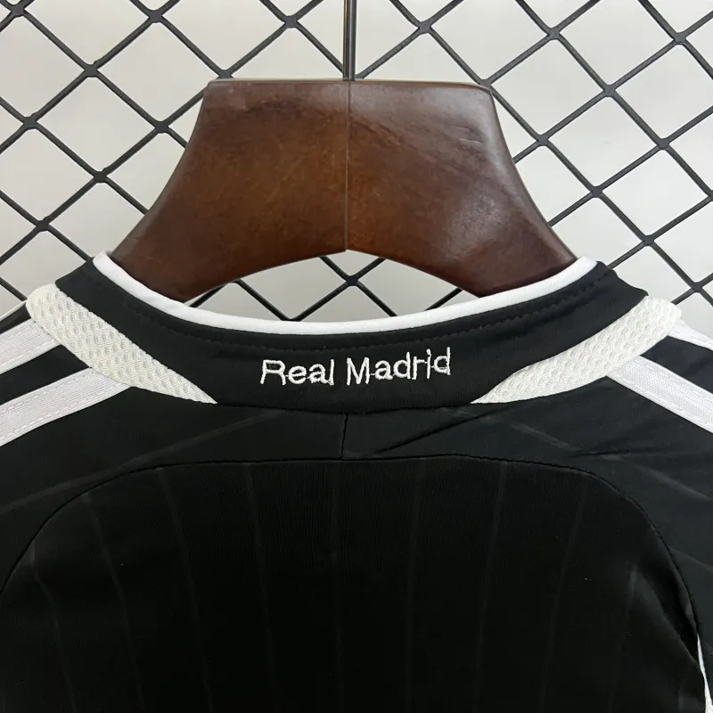 06/07 Real Madrid away black Retro kids kit