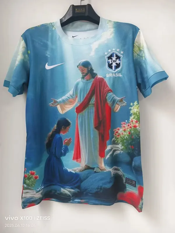Maglia da calcio blu in edizione speciale Brasile 2025