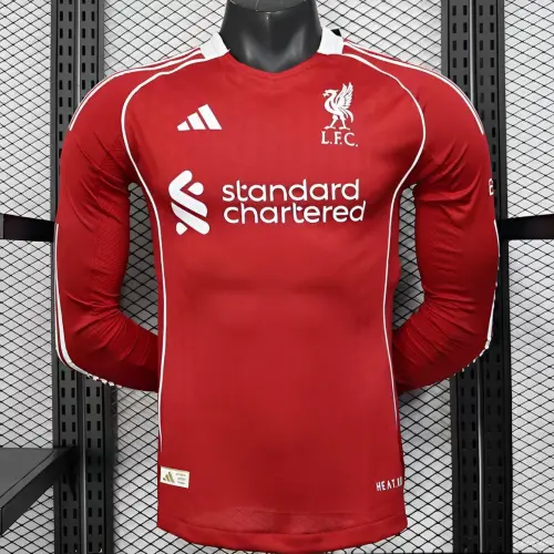 25/26 Liverpool Heimtrikot mit langen Ärmeln (Spielertrikot)