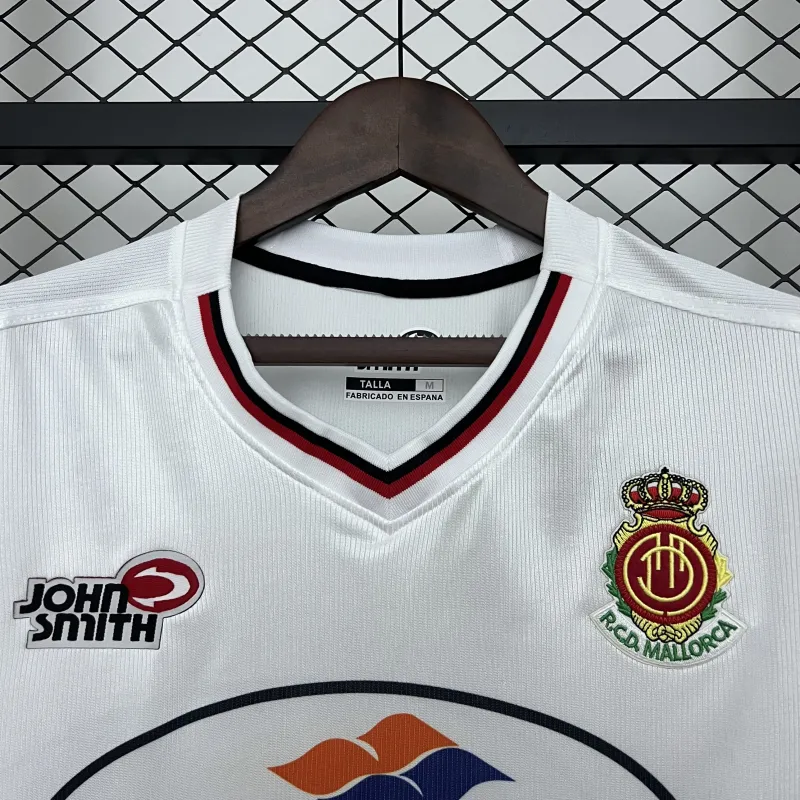 01/02 Mallorca Wit Retro Voetbal Trui