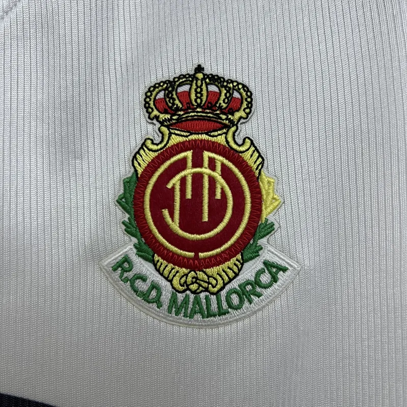 01/02 Mallorca Wit Retro Voetbal Trui