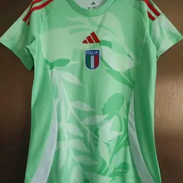 2025 Itália Away Verde Camisola feminina