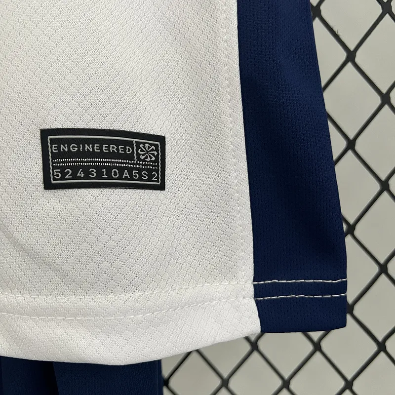 2024 Inglaterra Home White Kids Kit