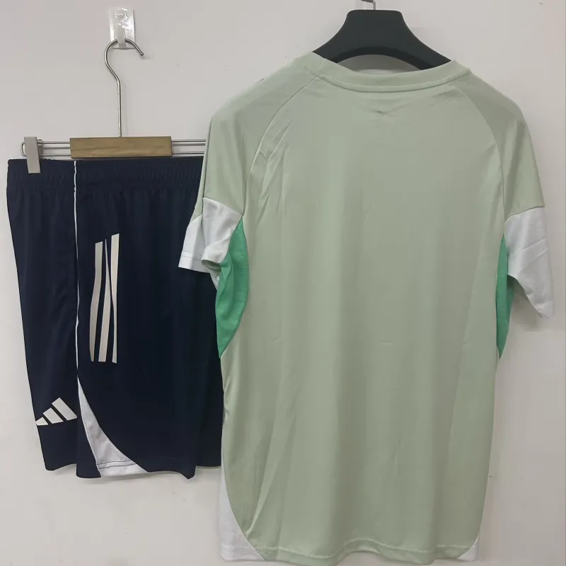 25/26 Aston Villa light green training Kit