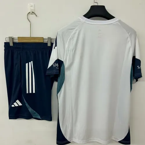 25/26 Kit de treino branco do Arsenal