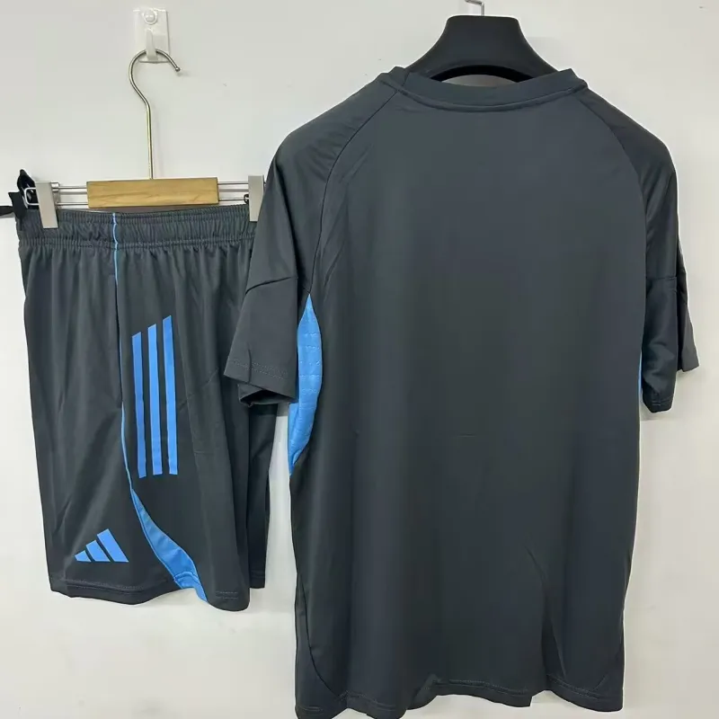25/26 Newcastle United grey training Kit