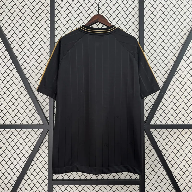 25/26 Santos-herdenkingseditie: zwart retro voetbalshirt