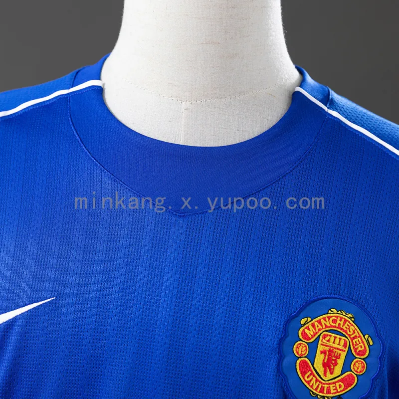 07/08 Manchester United Goalkeeper Retro Long Sleeve Jersey