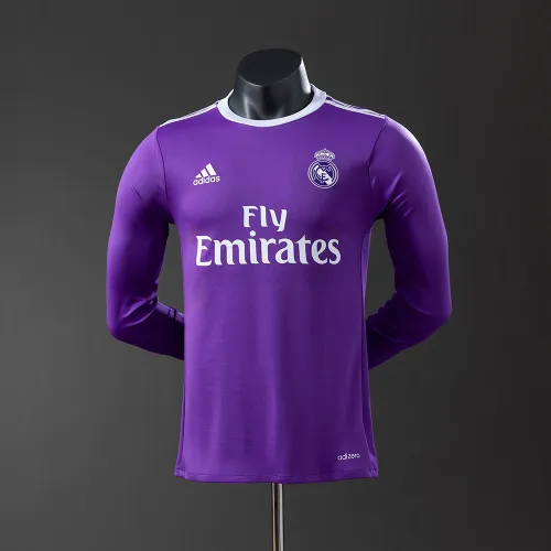 Real Madrid uittenue 2016/17 met lange mouwen, spelersversie