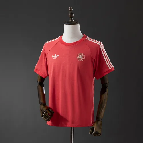25/26 Bayern de Munique Adicolor Classics 3/Stripes Red Soccer Jersey