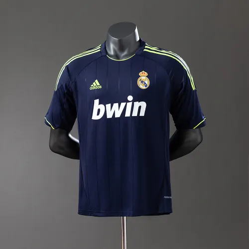 Camisa do Real Madrid 12/13, versão retro para jogo fora de casa