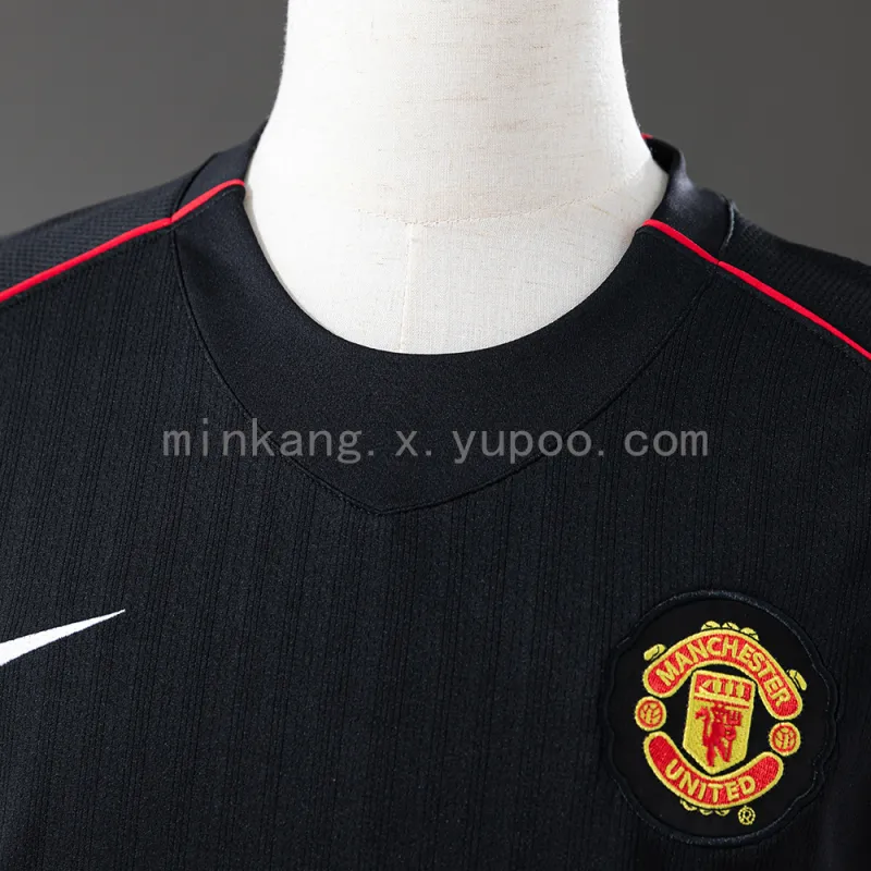07/08 Manchester United black Retro Long Sleeve Jersey
