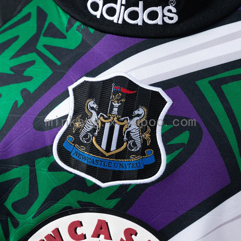 95/96 Newcastle United Goalkeeper Retro Long Sleeve Jersey